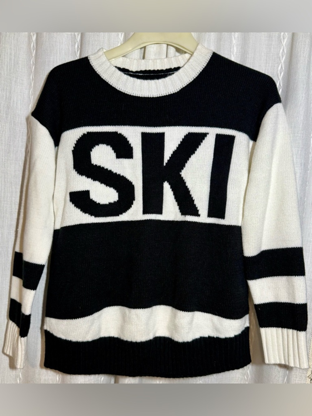 Show Me Your Mumu Ski Sweater. Black & white oversized knit design. Sz. S